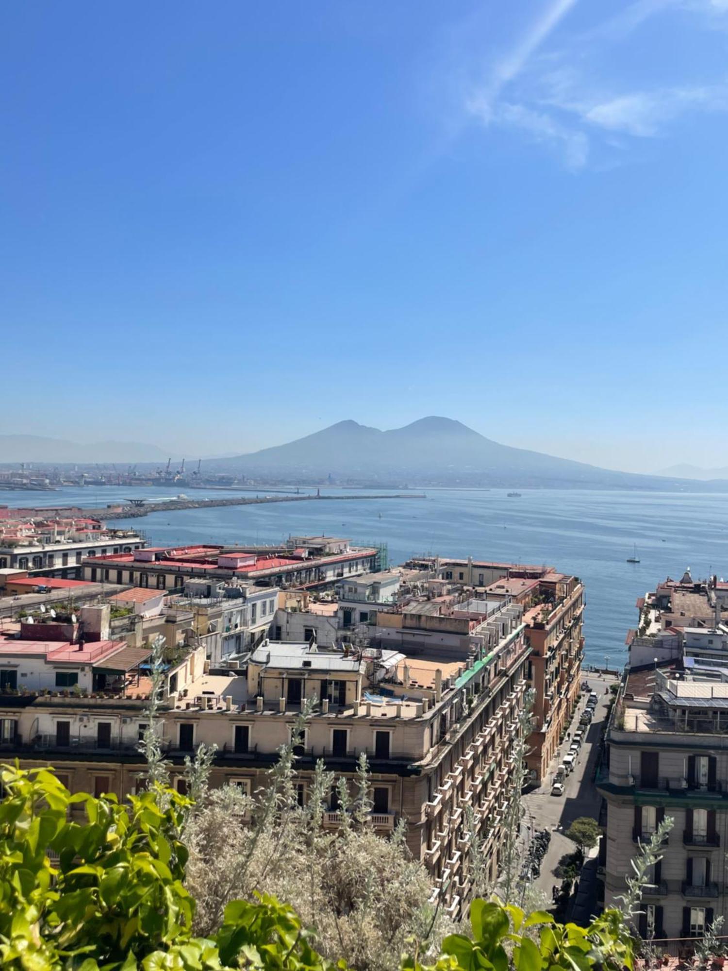 Casetta Piazza Plebiscito Naples Exterior photo