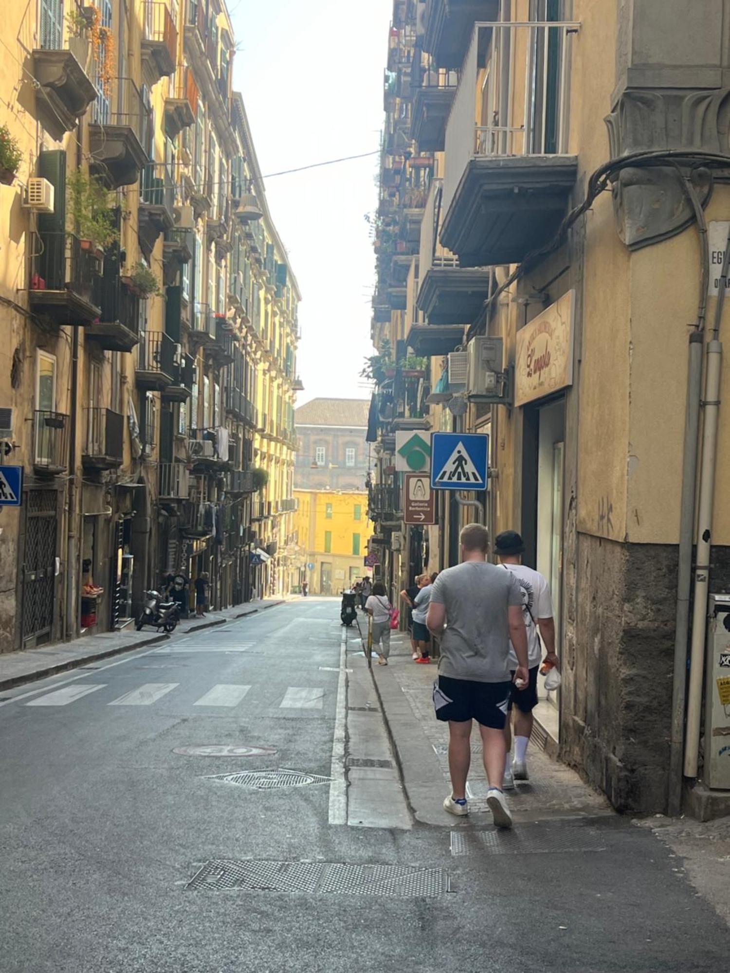 Casetta Piazza Plebiscito Naples Exterior photo