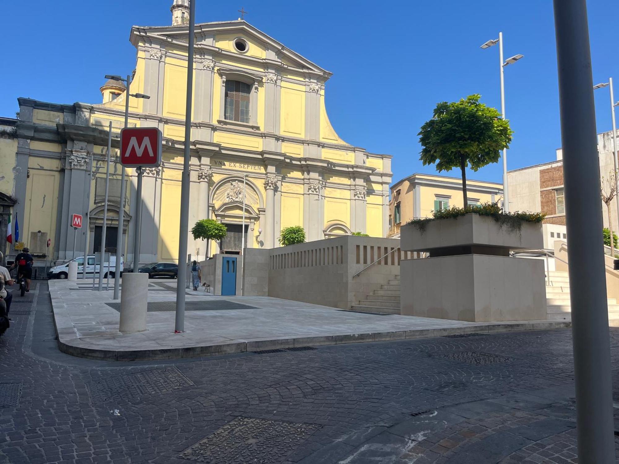 Casetta Piazza Plebiscito Naples Exterior photo